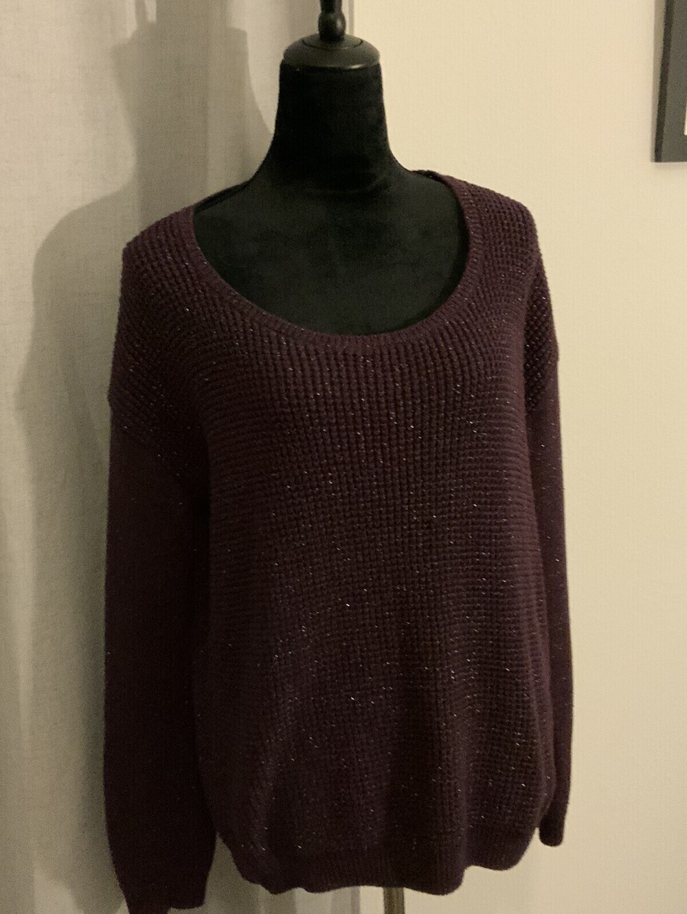 Calvin Klein Women's Size M Pullover Sweater  Purple Long Sleeve Scoop Neck EUC